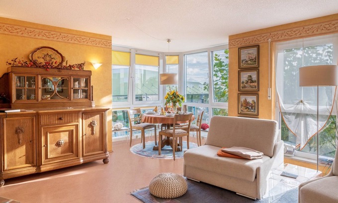 Radolfzell am Bodensee Apartment | Holiday Apartment "Marianne" by Lake Constance with Wi-Fi