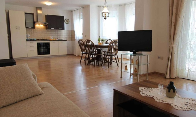 Sabljici Apartment | Holiday apartment mit Klimaanlage und Terrasse