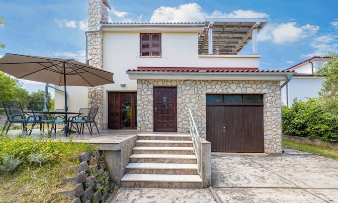 Silo Apartment | Holiday apartment mit Klimaanlage und Terrasse