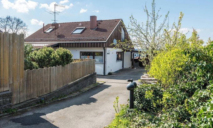 Ueberlingen Apartment | Holiday Apartment "Munding" with Garden, Terrace, Lake View, Grill & SAT-TV