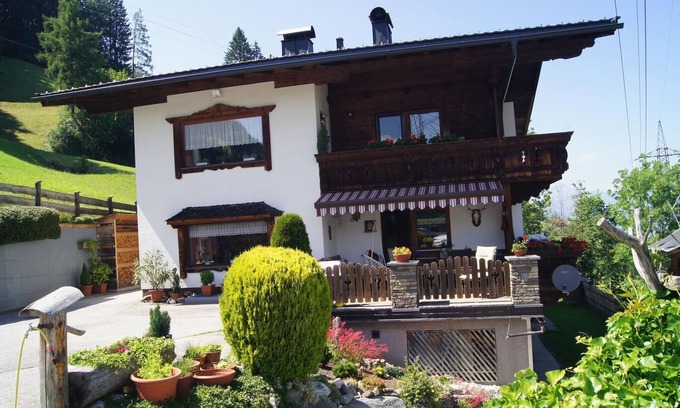 Aschau Im Zillertal Apartment | Holiday apartment near ski area