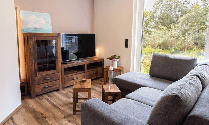 Beerfelde Apartment | Holiday apartment on the farm with its own parking space, barrier-free