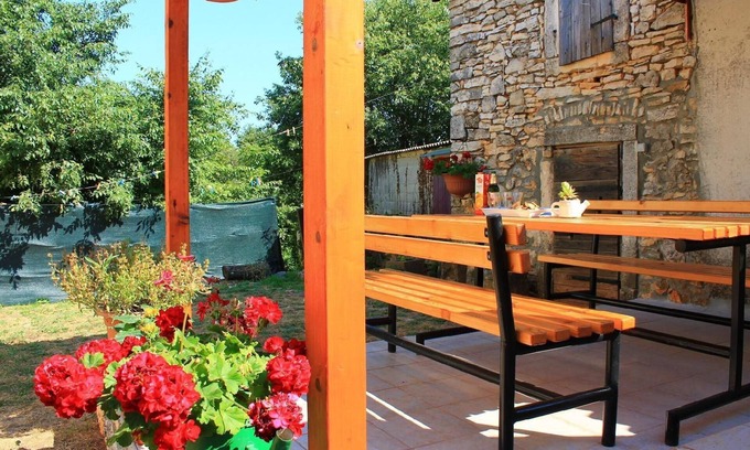 Pinezici House | Holiday apartment Pinezici for 1 - 6 persons with 3 bedrooms - Holiday house