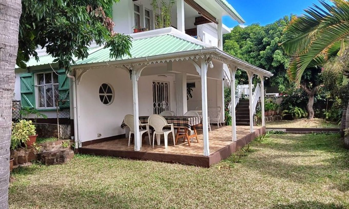 Pointe Aux Sables Apartment | Holiday apartment Port Louis for 1 - 3 persons with 1 bedroom - Holiday apartment