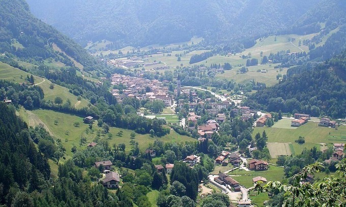 Tiarno di Sotto Apartment | Holiday apartment Pur for 1 - 8 persons with 3 bedrooms - Holiday apartment