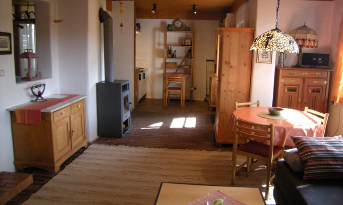 Dipperz Apartment | Holiday Apartment 'Rhön-Antik' with Mountain View, Shared Pool and Wi-Fi