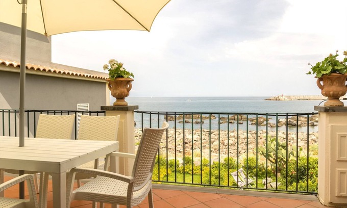Coste House | Holiday apartment Riposto for 1 - 6 persons with 2 bedrooms - Holiday house