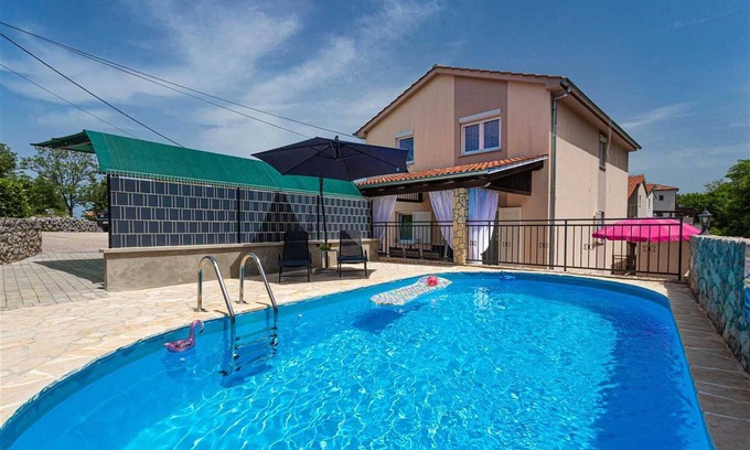 Dobrinj Apartment | Holiday Apartment Sanela With Private Swimming pool, Garden & BBQ