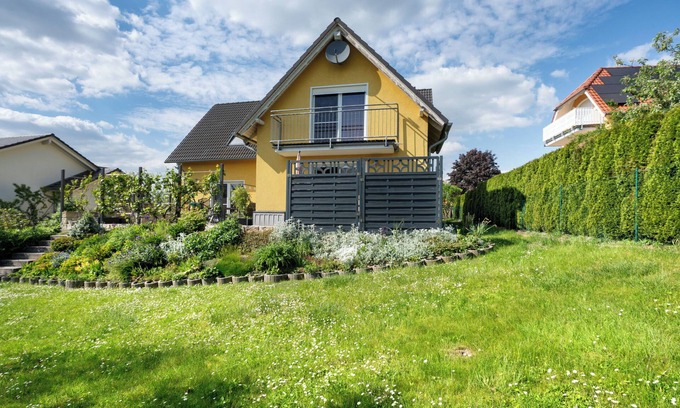 Gonnsdorf Apartment | Holiday Apartment "Schober" with Private Terrace, Private Garden & Wi-Fi