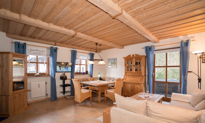 Hauzenberg Apartment | Holiday apartment Staffelberg with sauna and swimming pool