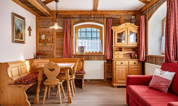 Sarentino Apartment | Holiday Apartment "Thomasegg Hof Birke" with Mountain View, Shared Terrace & Wi-Fi