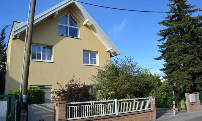 Floridsdorf Apartment | Holiday apartment Vienna for 1 - 4 persons with 1 bedroom - Holiday apartment in one or multi-family