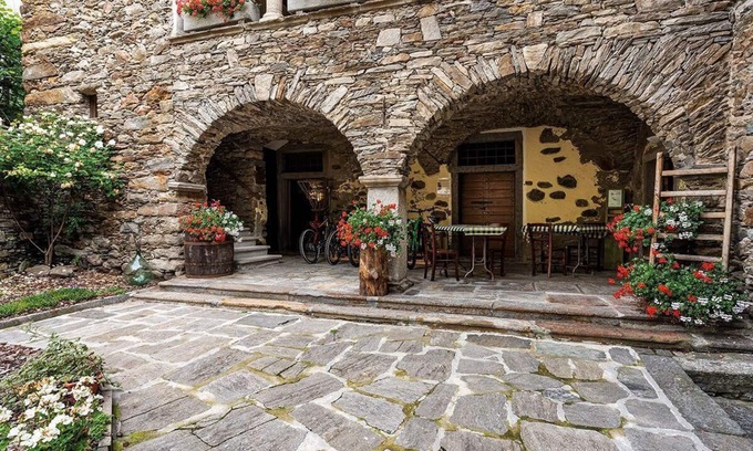 Borgomezzavalle House | Holiday apartment Viganella for 6 - 10 persons with 5 bedrooms - Holiday house
