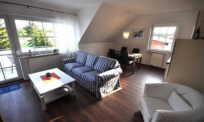 Lohme Apartment | Holiday apartment Viktoriasicht - Villa Stubnitz