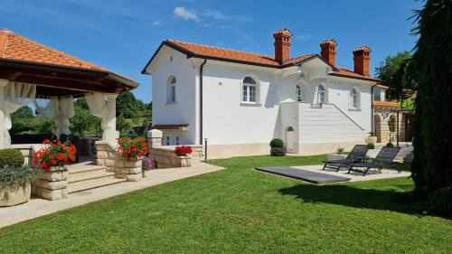 Lindar Apartment | Holiday Apartment VILLA BIANCA