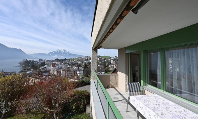 Weggis Apartment | Holiday apartment Weggis for 1 - 4 persons with 2 bedrooms - Holiday apartment