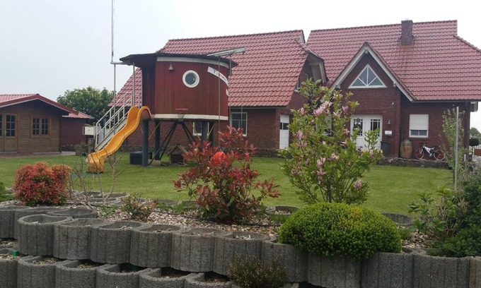Wirdum House | Holiday apartment Wirdum for 1 - 4 persons with 1 bedroom - Holiday house