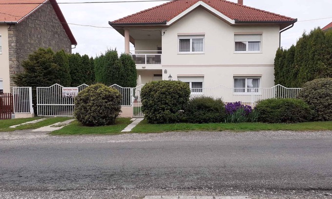 Heviz Apartment | Holiday apartment with air conditioning and panorama
