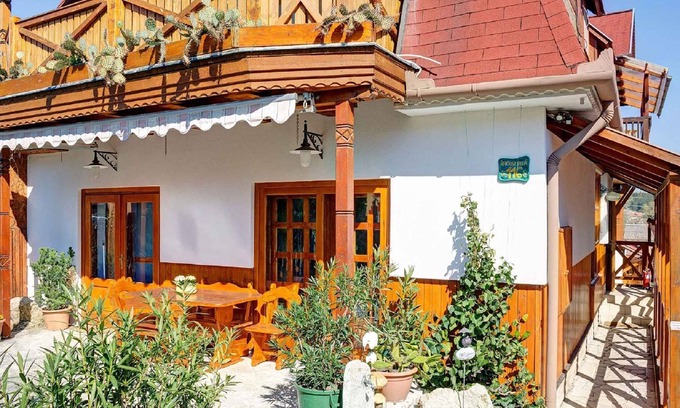 Heviz Apartment | Holiday apartment with fireplace and dishwasher