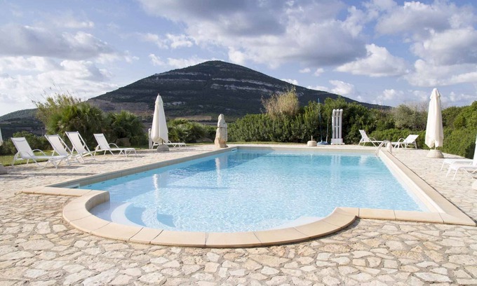 Santa Maria La Palma Apartment | Holiday apartment with pool and air conditioning