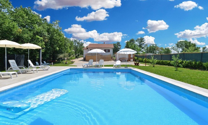 Modrusani Apartment | Holiday apartment Zminj for 1 - 8 persons with 3 bedrooms - Holiday apartment