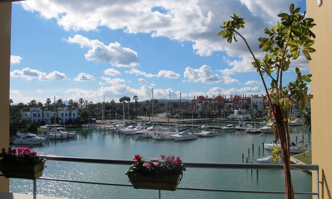 Sotogrande Apartment | Holiday aprtm. few meters from the water on the small isle with Venice like view