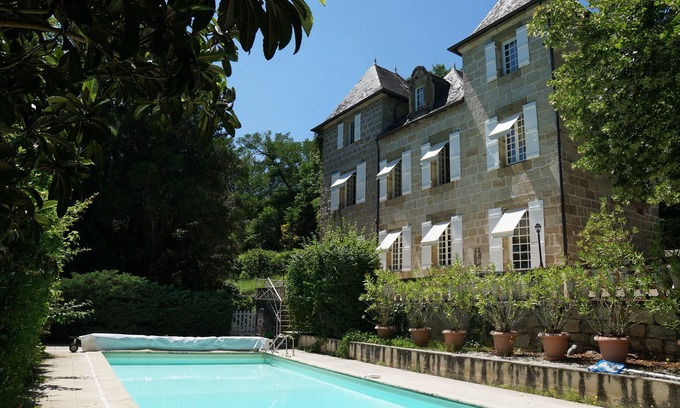 Brive-la-Gaillarde Other | Holiday cottage with extra gîte in Dordogne - ideal for families and groups