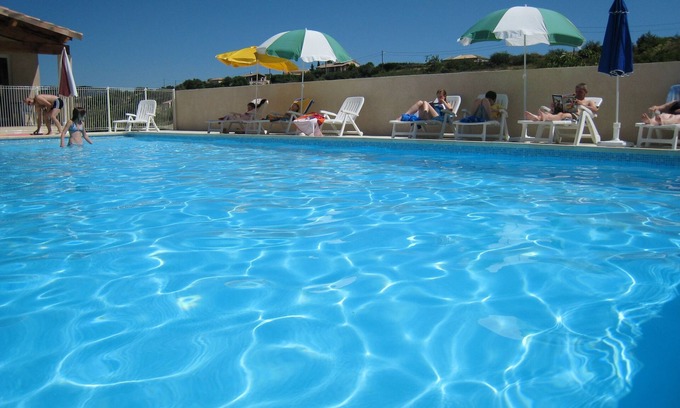 Villeneuve-de-Berg Villa | Holiday Cottages in South Ardeche "Les Bastides d'Helvie"