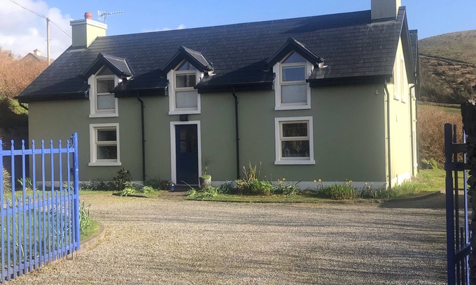 Dingle House | Holiday Cottage located close to Dingle