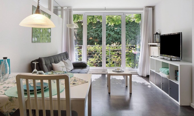 Endingen am Kaiserstuhl Apartment | Holiday Apartment "Am Torli" With Balcony