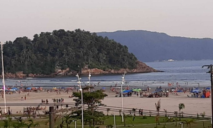 Itarare Apartment | Holiday Flat in São Vicente