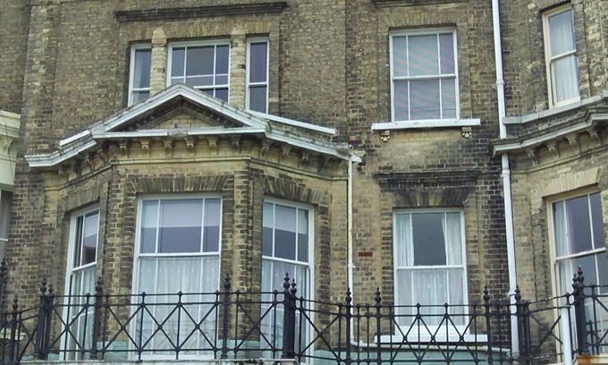 Lowestoft Apartment | Holiday Flat for rental with stunning sea views.