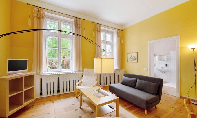 Krakow am See Apartment | Holiday flat 'Holiday flat 1 - barrier-free' with communal garden