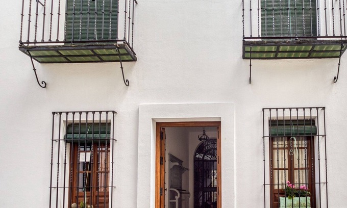 Higuera de la Sierra House | Holiday Home in Higuera near Hiking Trails