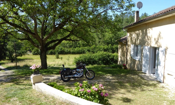 Saint-Laurent-sur-Manoire House | Holiday home in the Perigord in a beautiful countryside.