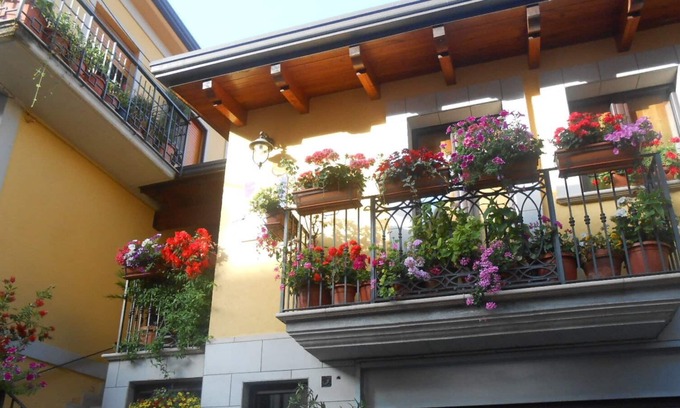 Sant'Angelo Le Fratte Apartment | Holiday House at "Open Cellars"