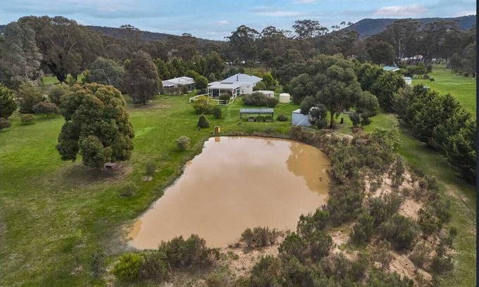 Heathcote House | Holiday Heathcote