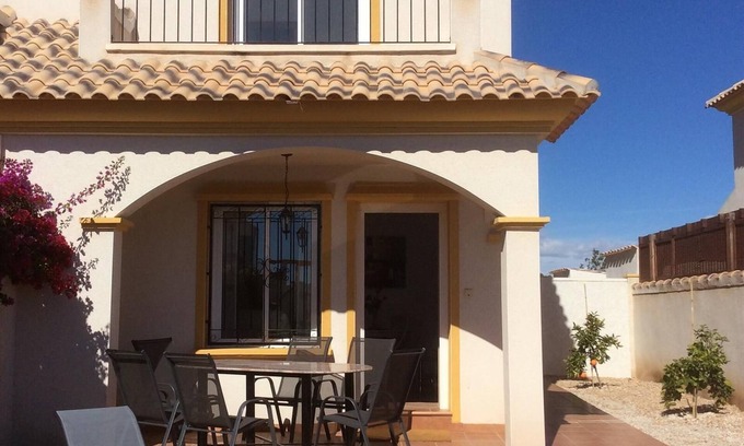 Pilar de la Horadada House | Holiday Home 'Relax Inn' with Sea View, Shared Pool & Wi-Fi