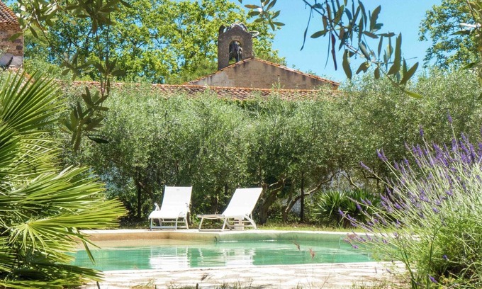 Murviel-les-Beziers House | Holiday Home in Murviel with French Garden