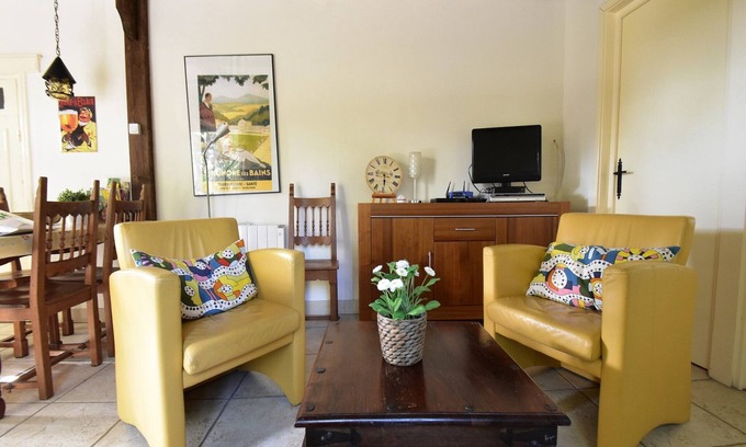 Saint-Honore-les-Bains House | Holiday Home in St. Honoré with Scenic Views