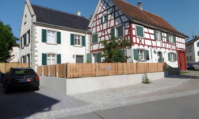 Ludwigshafen House | Holiday Home 'Schlößleweg 2a' with Private Terrace, Private Garden and Wi-Fi