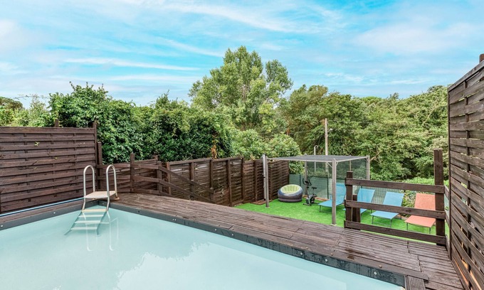 Mont Barbat House | Holiday Home 'Casa Piscina - 10km Lloret De Mar' with Pool and Air Conditioning