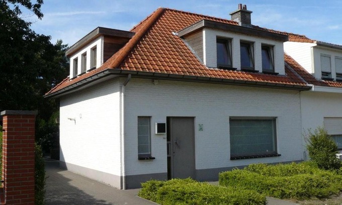 Wachtebeke House | Holiday Home and Office Domisi'l