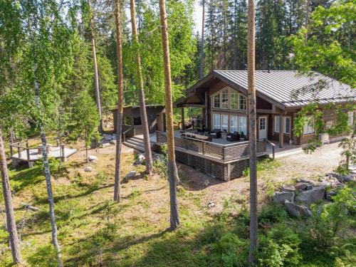Kuorevesi House | Holiday Home Apilan rauha by Interhome