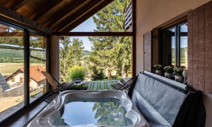 Ravna Gora House | Holiday Home Aria