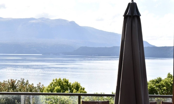 Lake Tarawera House | Holiday home at Lake Tarawera, Rotorua