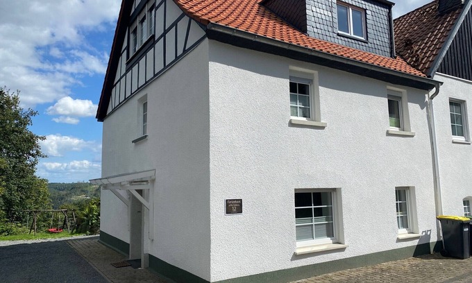 Attendorn House | Holiday Home 'Auffm Hebberg' with Private Terrace, Private Garden and Wi-Fi