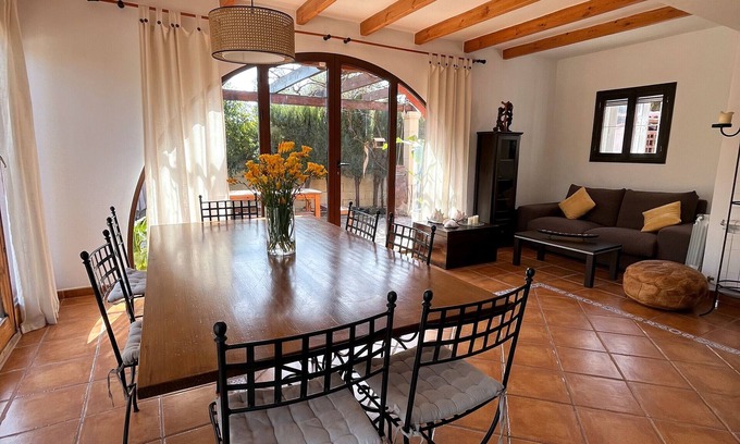 Coveta Fuma House | Holiday Home 'Beniarbeig' with Mountain View, Wi-Fi and Air Conditioning