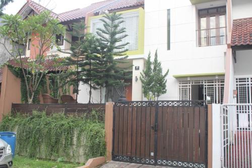 Bogor Timur House | Holiday Home Bogor Syariah