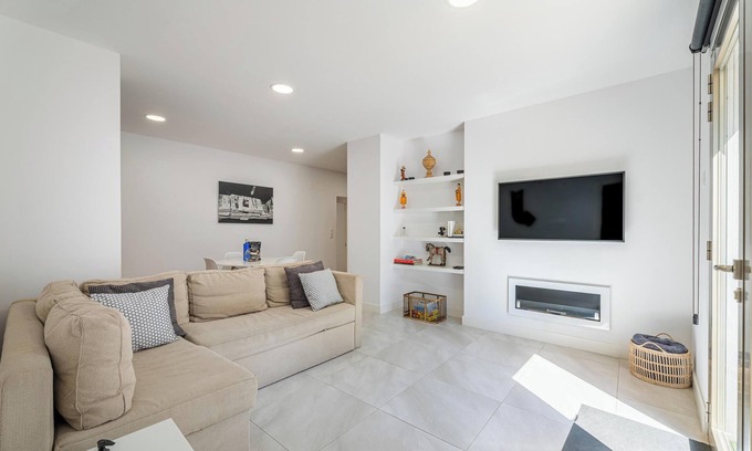 Calamayor House | Holiday Home Bonanova 20 with Garden, Private Open Terrace & Wi-Fi